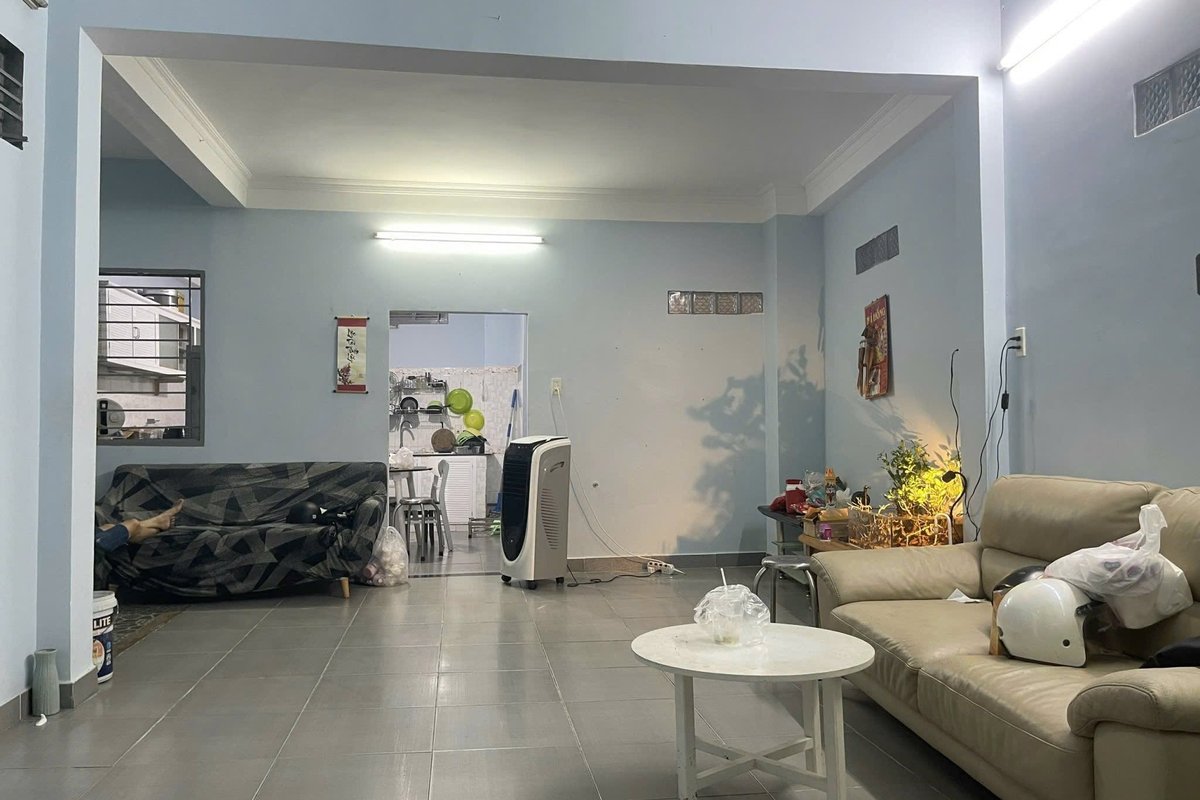 Bán nhà hẻm xe hơi gần đường Nguyễn Tuyển Q2